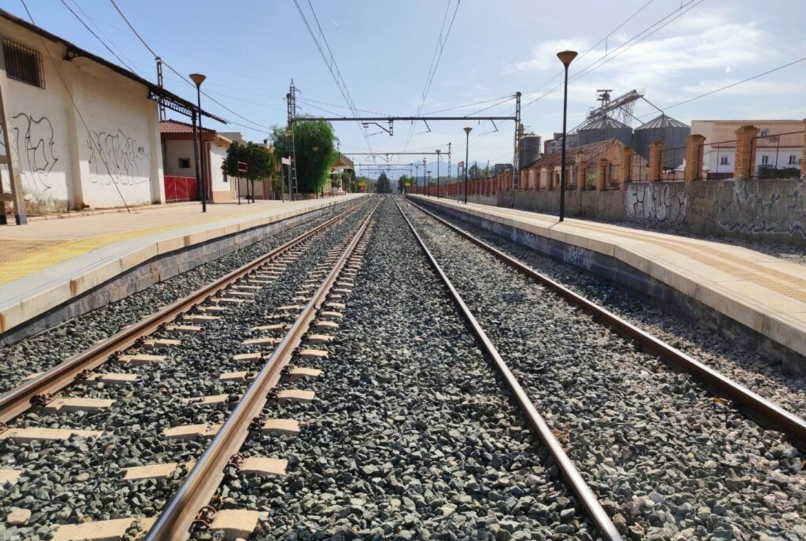 REF. DM180626PI – Inmueble en Pizarra