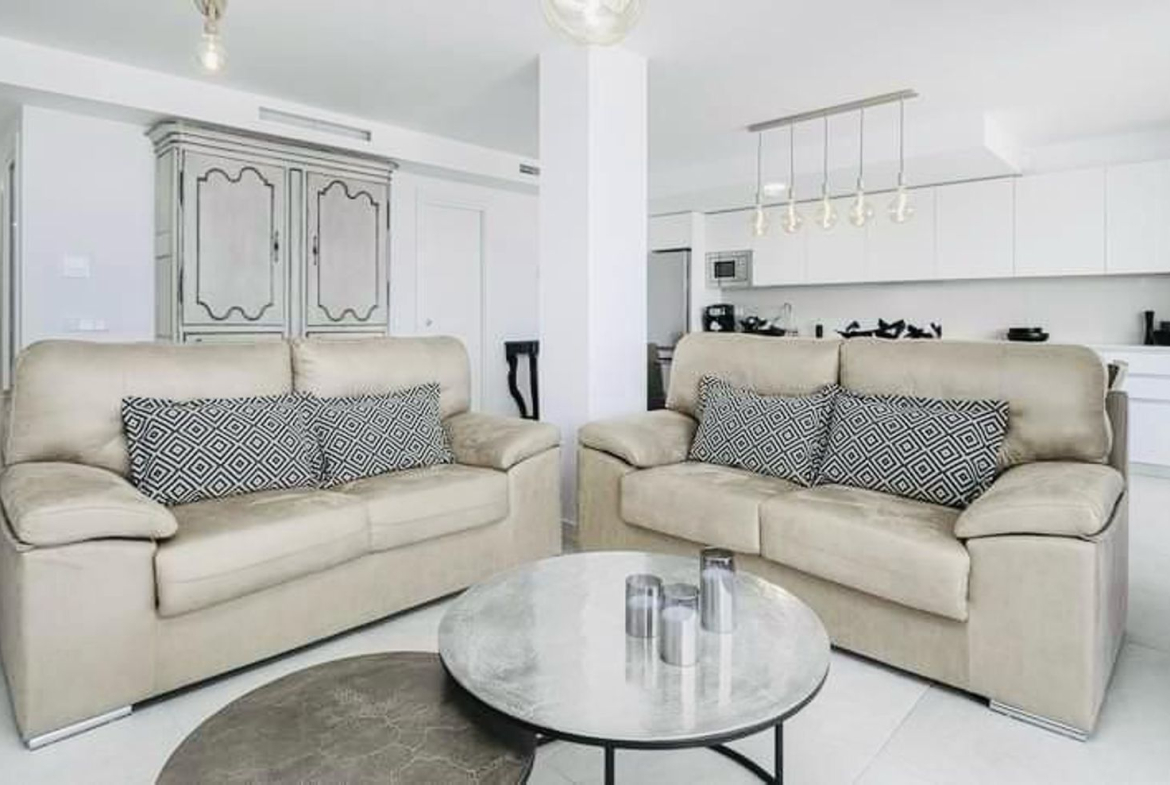 REF. LZ300626EST – Inmueble en Buenas Noches