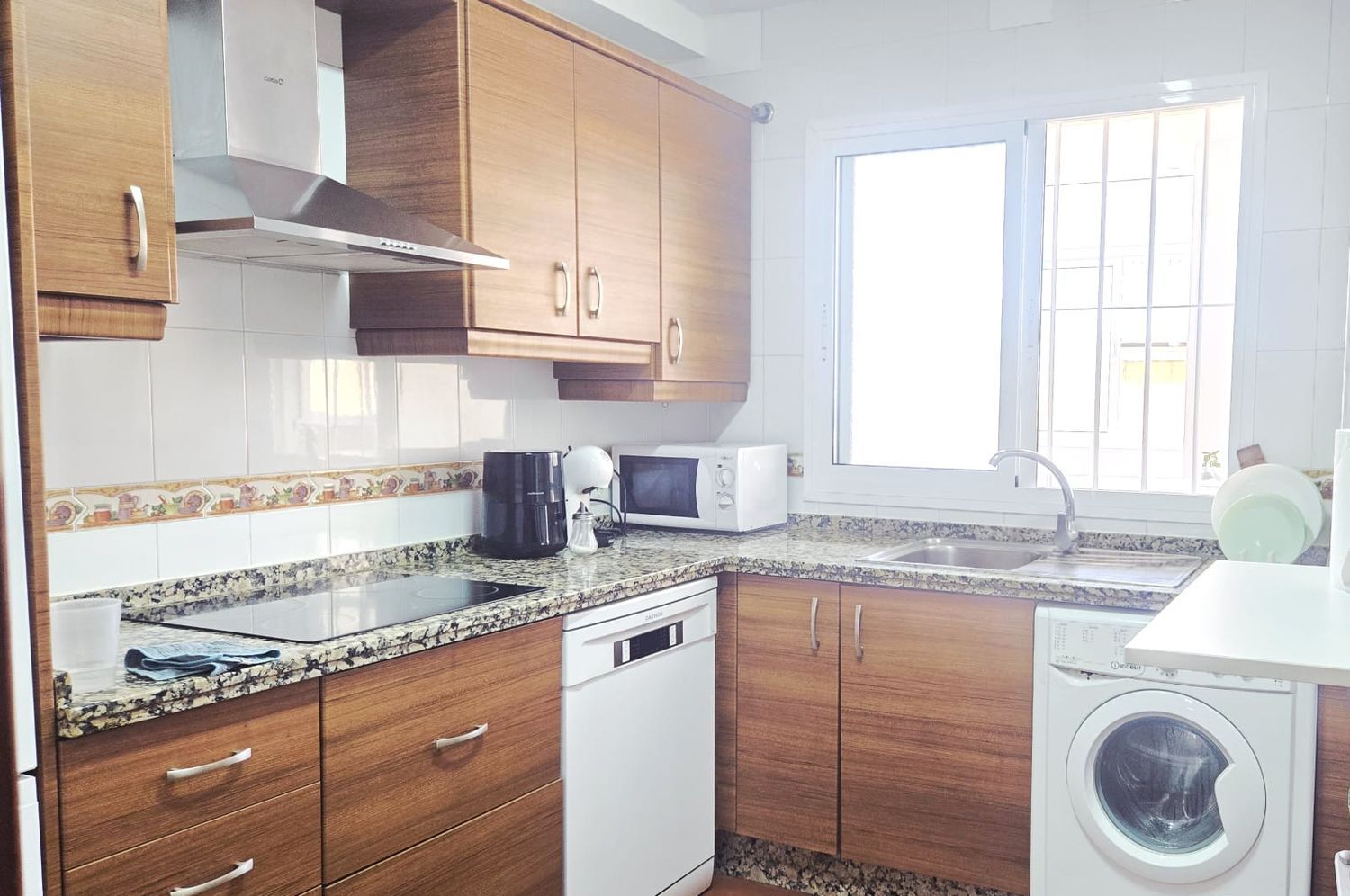 REF. DK181124TB – Inmueble en Torre de Benagalbón