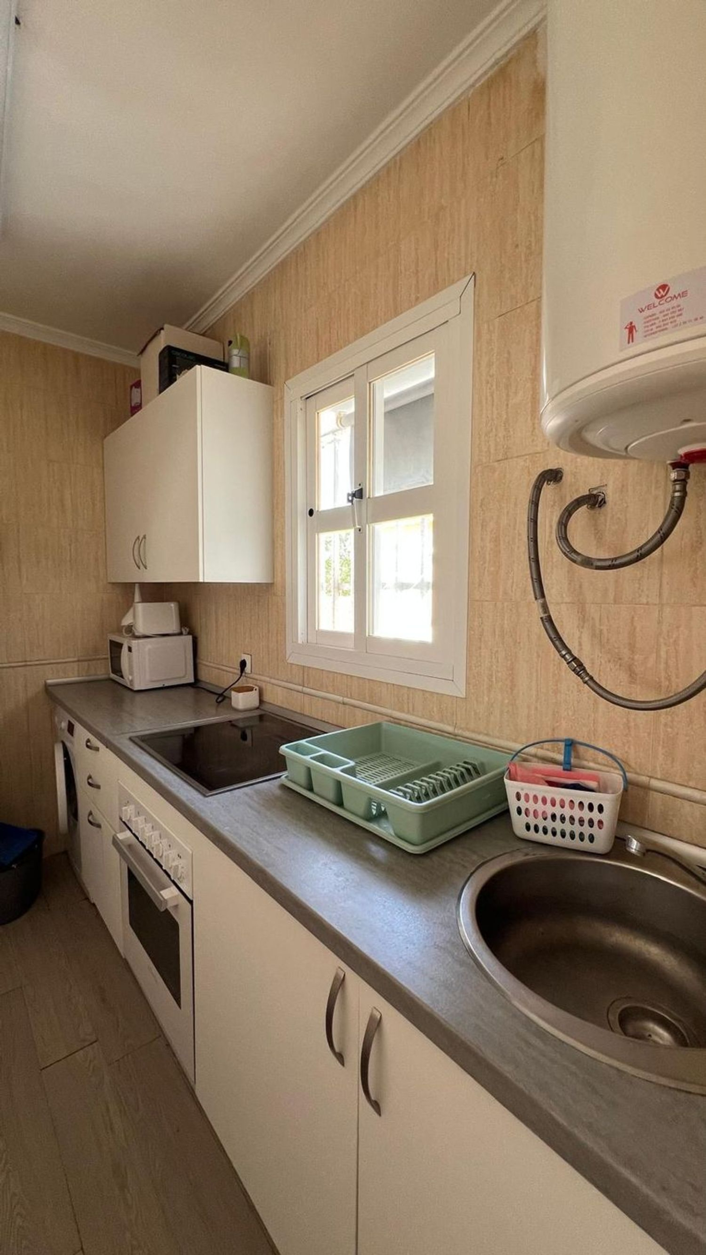 1453713692 REF. JS060726MAL – Inmueble en Carranque – Haza Cuevas