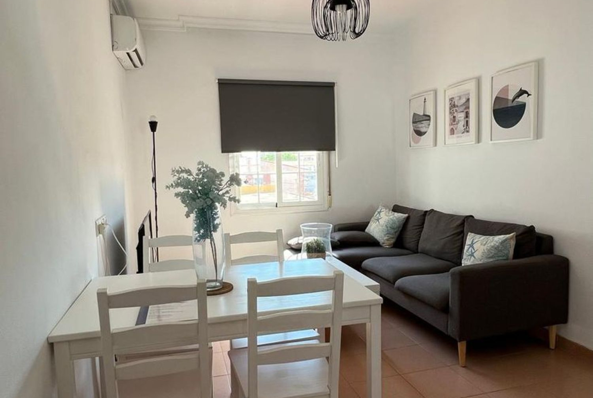 REF. JS060726MAL – Inmueble en Carranque – Haza Cuevas