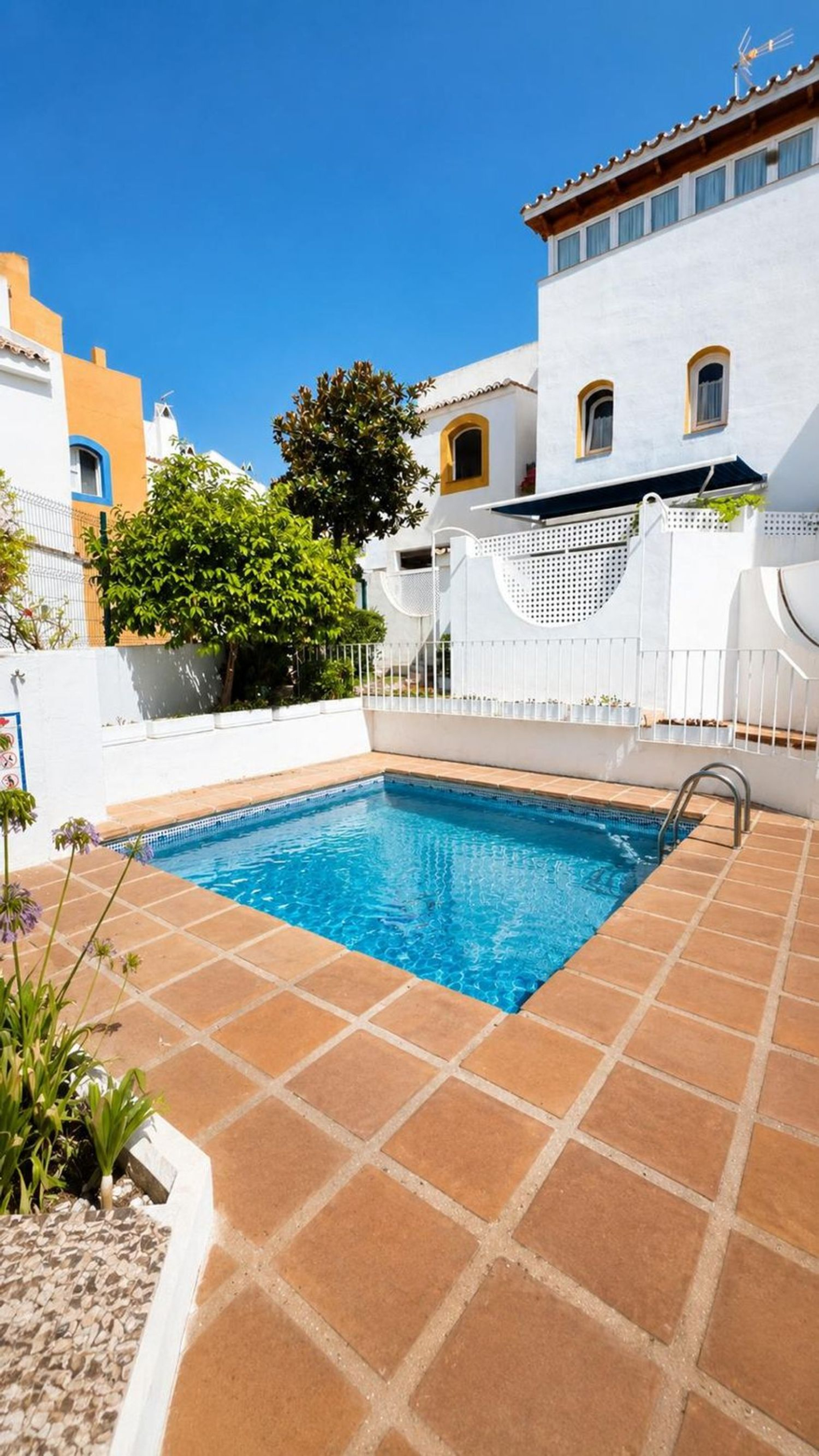 REF. LZ18726MAR – Inmueble en Rodeo Alto-Guadaiza-La Campana