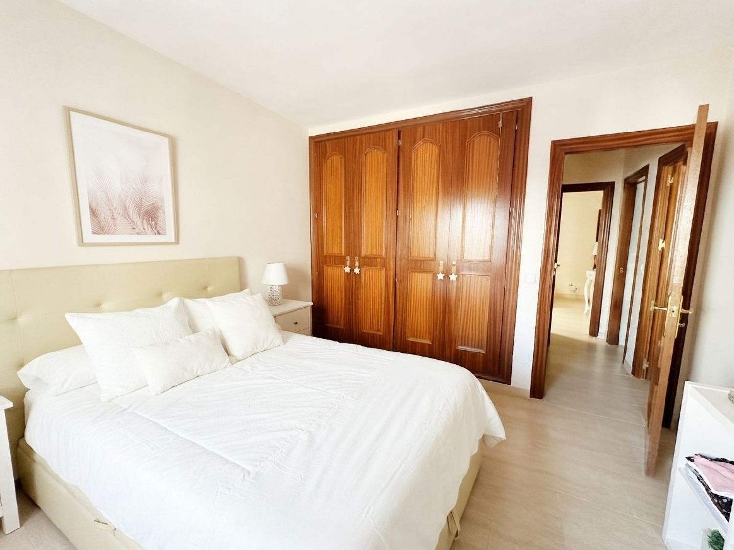 1458044811 REF. LZ040526EST – Inmueble en Puerto de Estepona