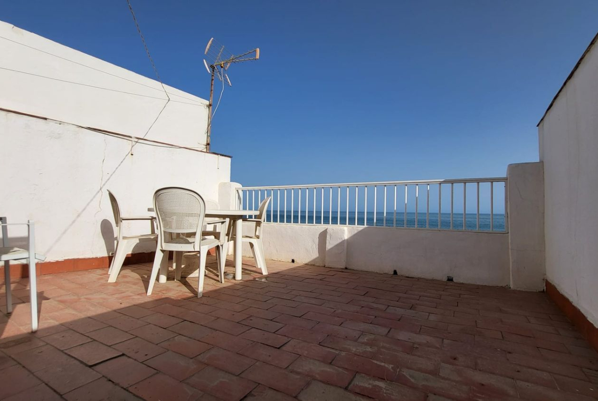 REF. DM130526CM – Inmueble en La Cala del Moral