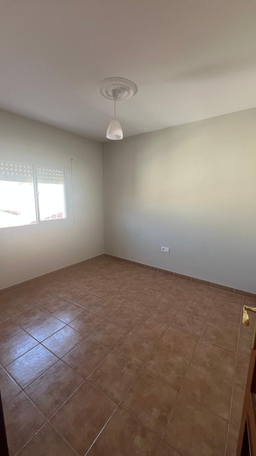REF. JS280726MA – Piso en Distrito Zeta – Málaga