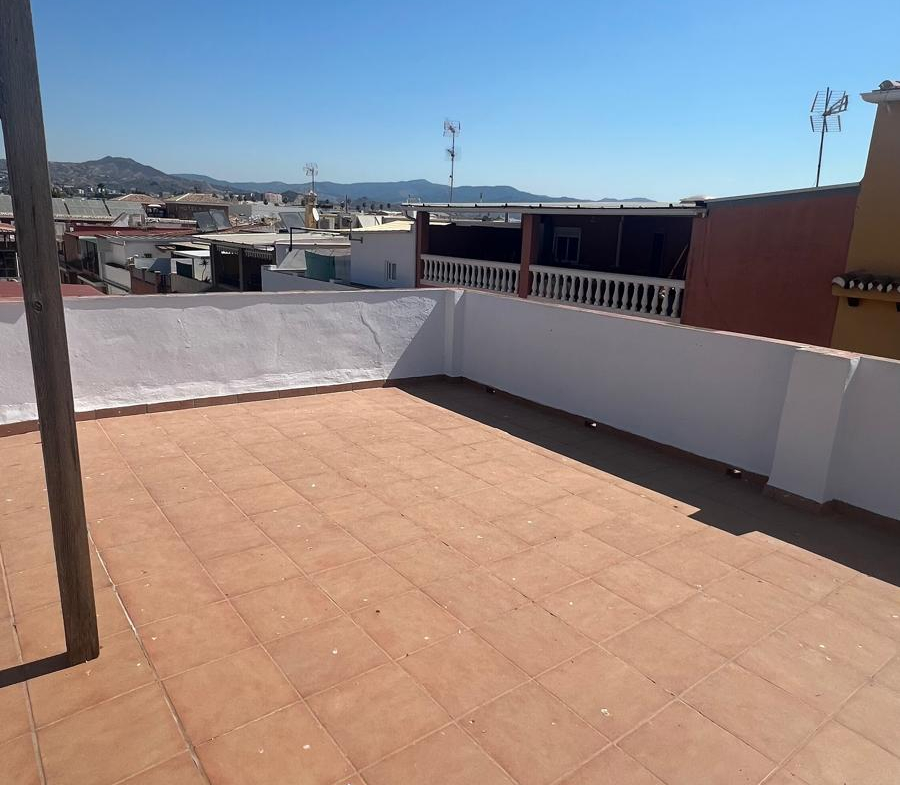 REF. JS280726MA – Piso en Distrito Zeta – Málaga