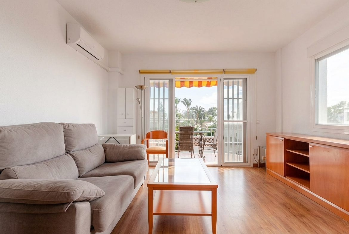 SP060626CM Piso en esquina con TERRAZA y VISTAS AL MAR en La Cala del Moral