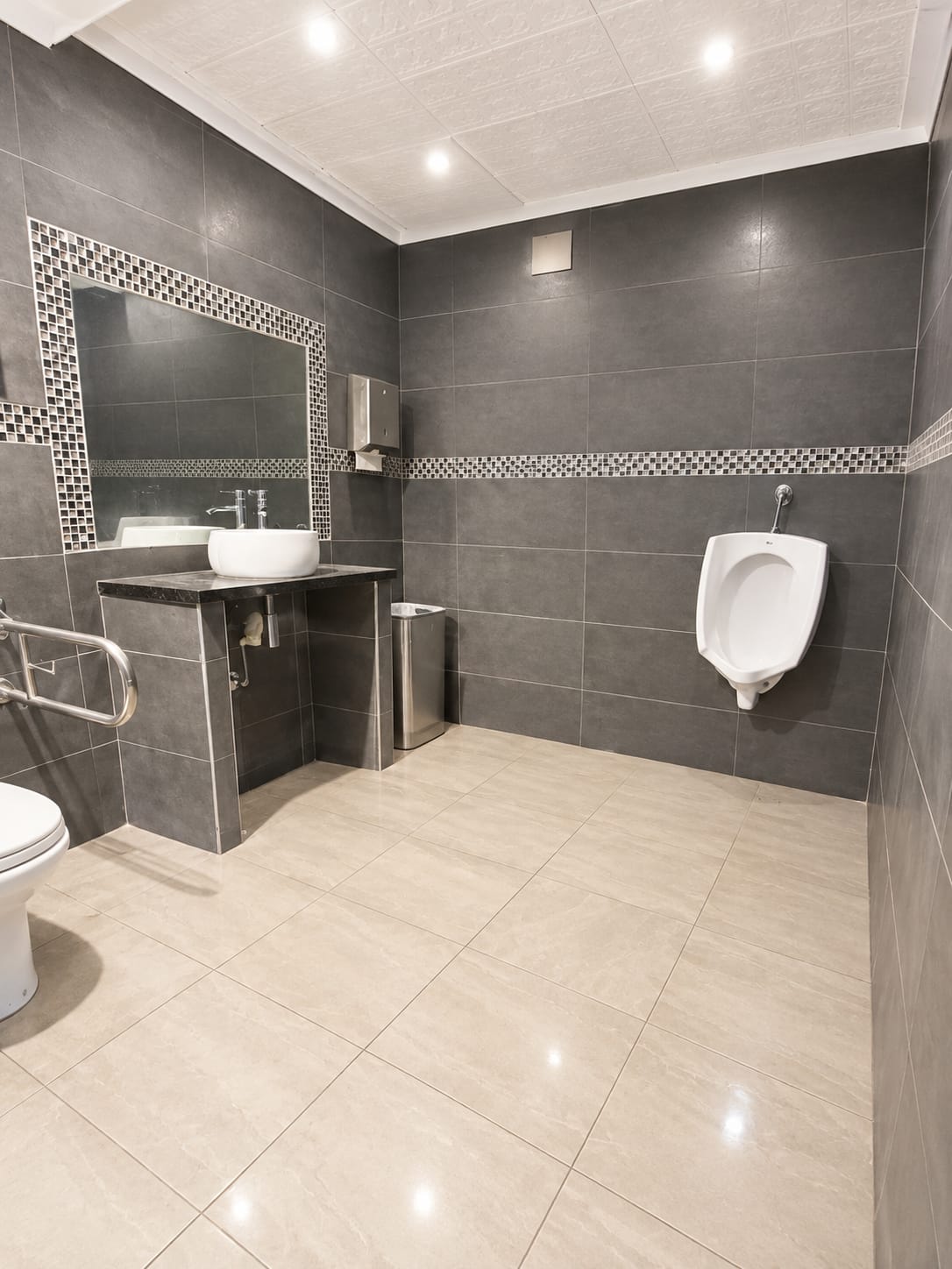 REF. LZ010426EST – Inmueble en Zona Calvario