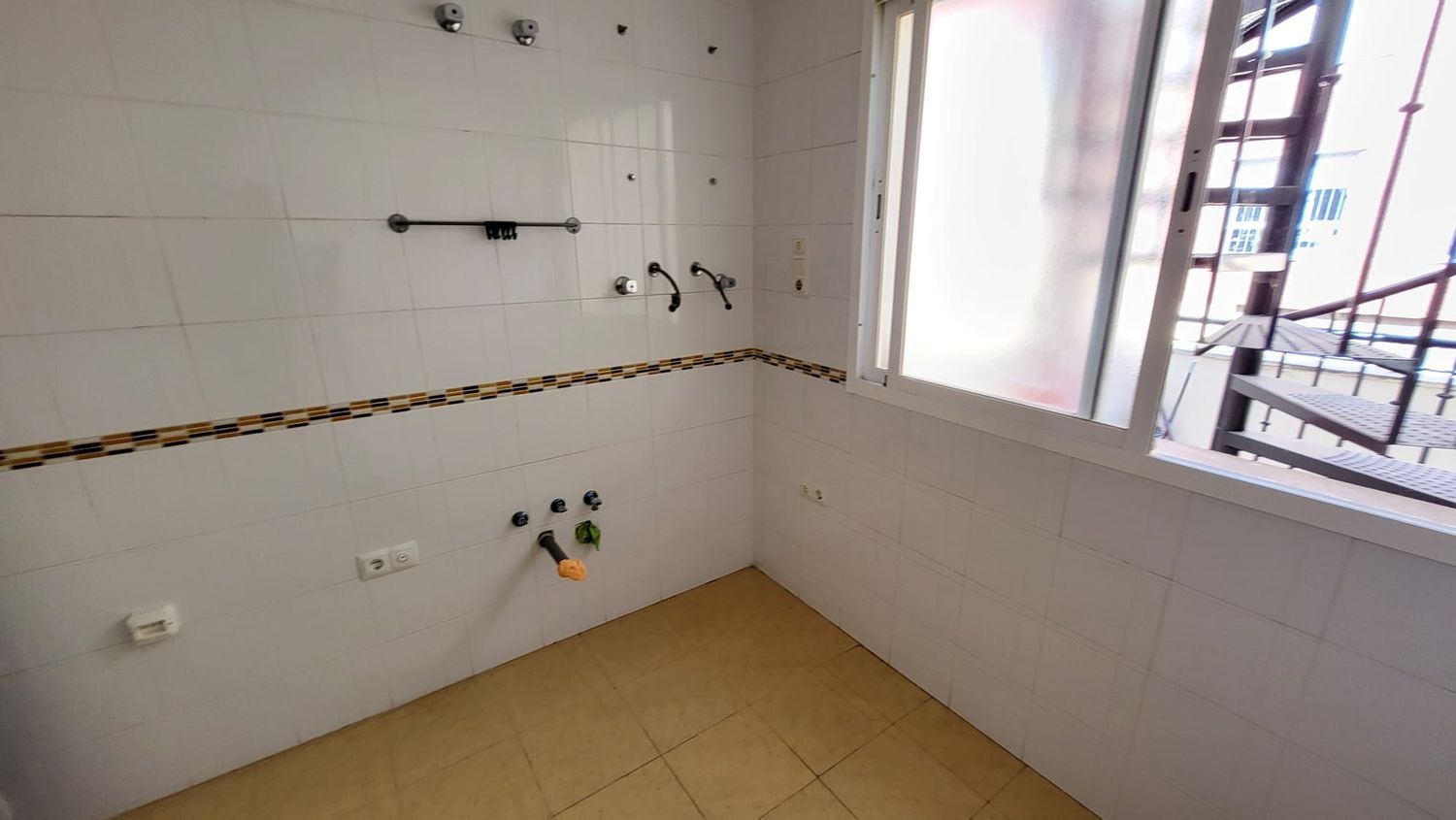 1461056148 REF. SP020626CM – Inmueble en La Cala del Moral