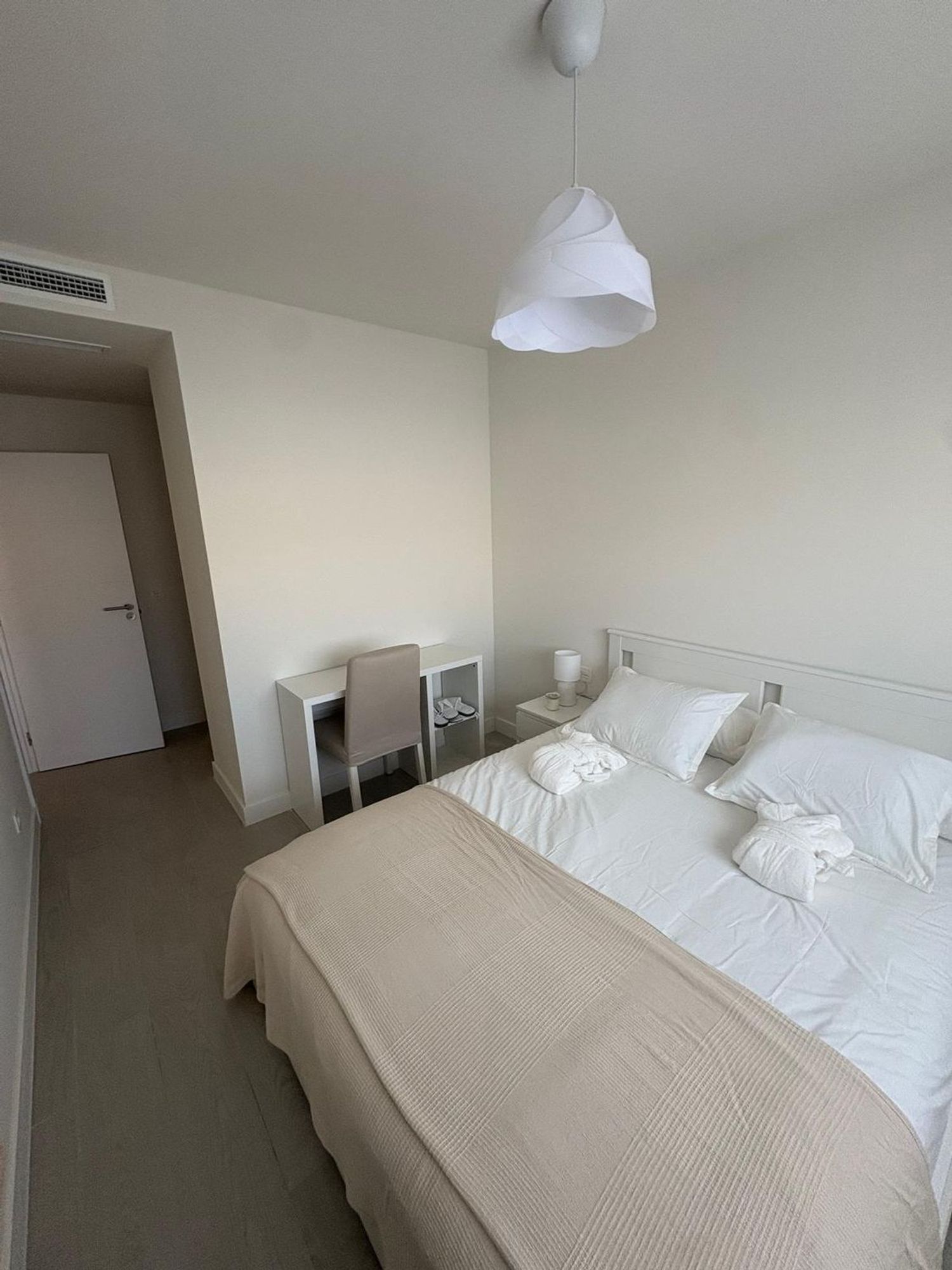 1461988107 REF. LZ190526CA – Inmueble en Casares