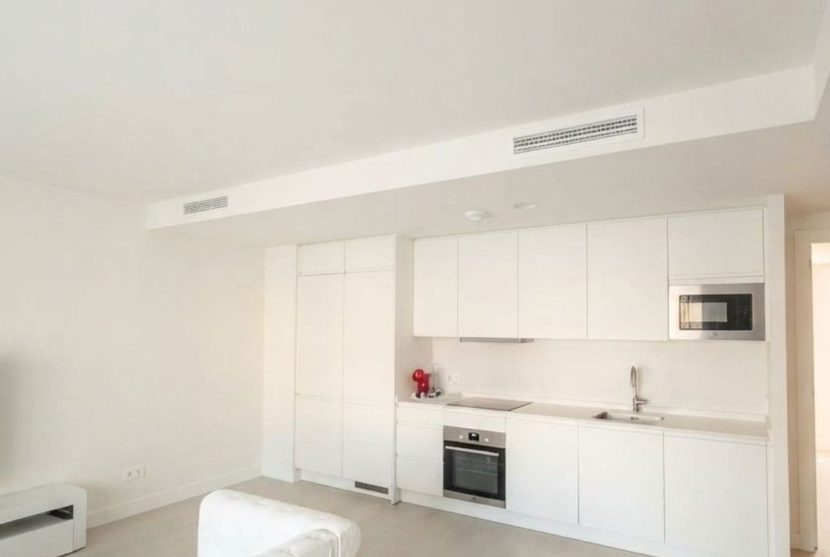 REF. LZ190526CA – Inmueble en Casares