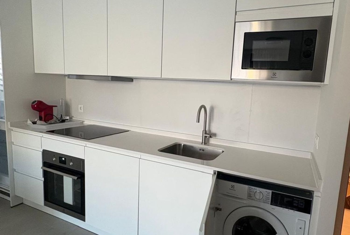 REF. LZ190526CA – Inmueble en Casares
