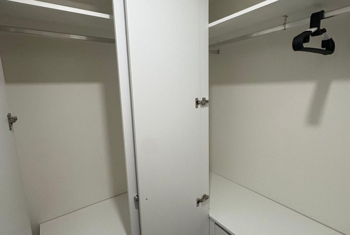 REF. LZ190526CA – Inmueble en Casares
