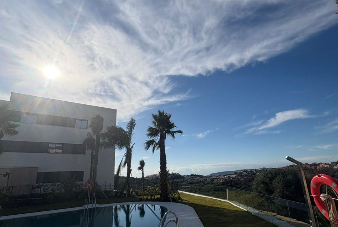 REF. LZ190526CA – Inmueble en Casares