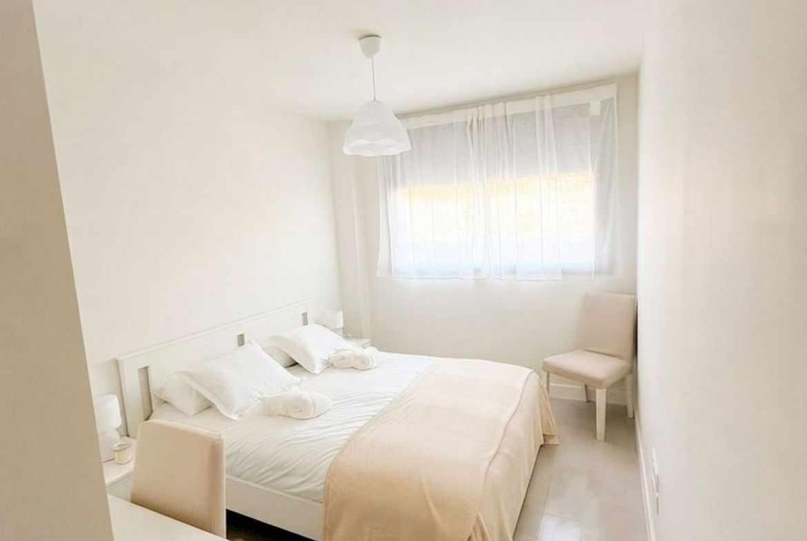 REF. LZ190526CA – Inmueble en Casares