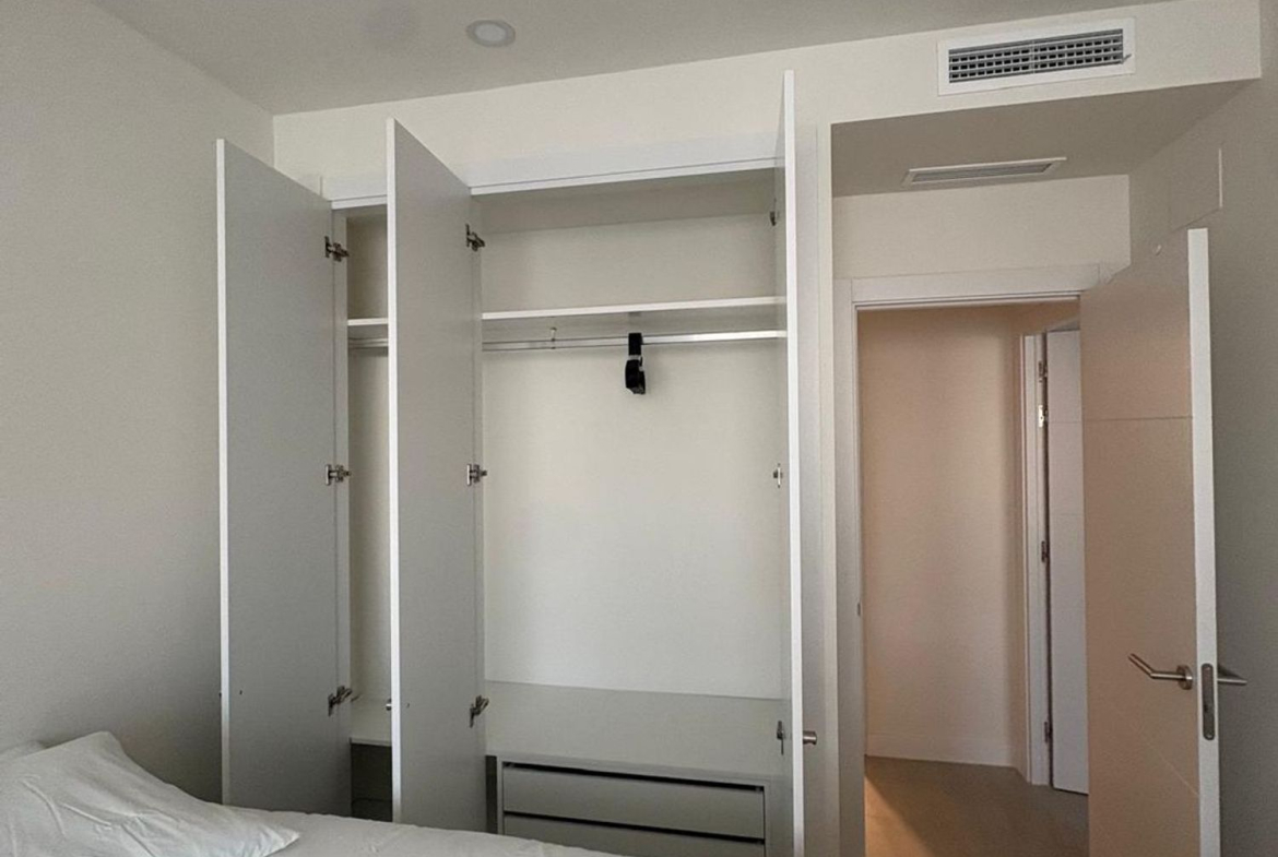 REF. LZ190526CA – Inmueble en Casares