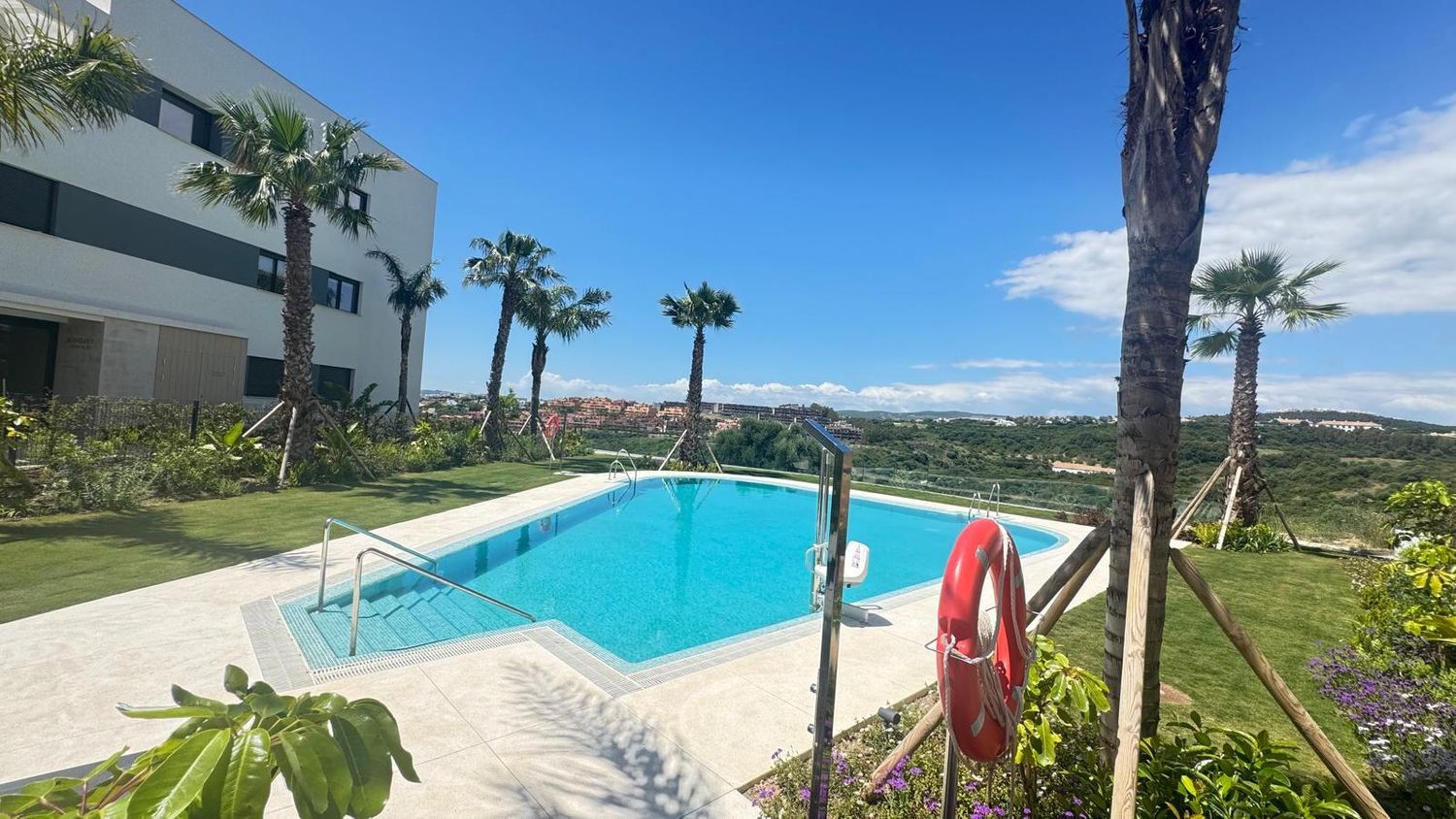 1461988155 REF. LZ190526CA – Inmueble en Casares