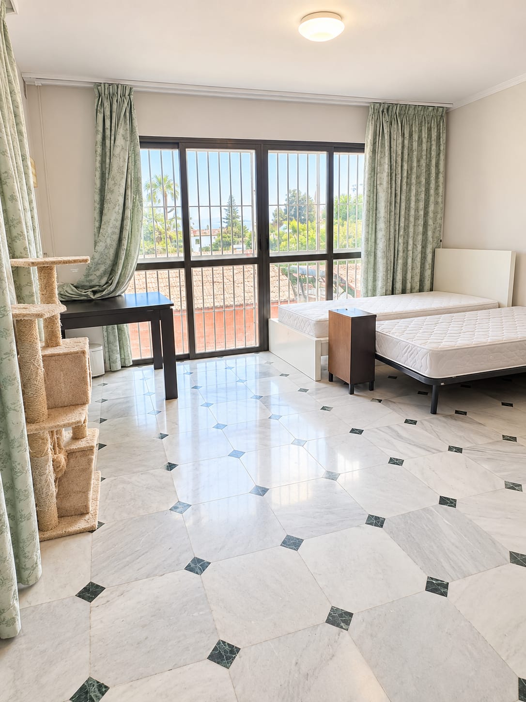 REF. LZ010426EST – Inmueble en Zona Calvario