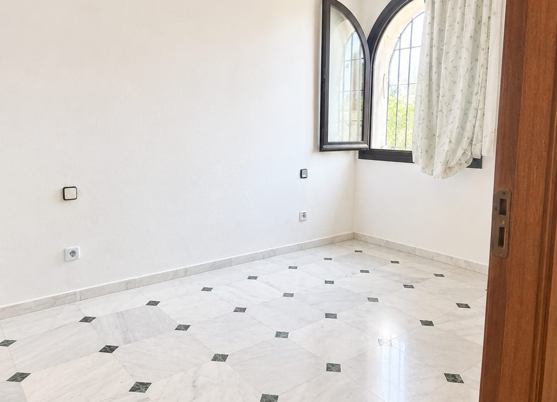 REF. LZ010426EST – Inmueble en Zona Calvario