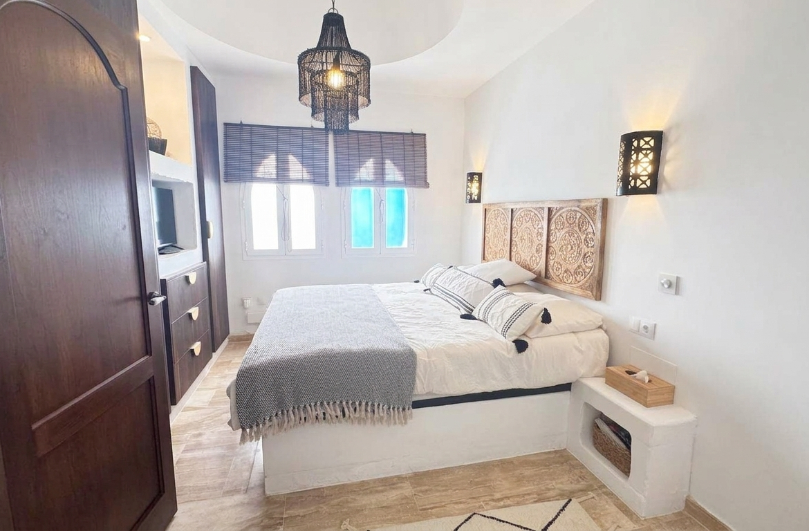 REF. LZ060426/MANV – Villa de LUJO en Punta Chullera – Manilva