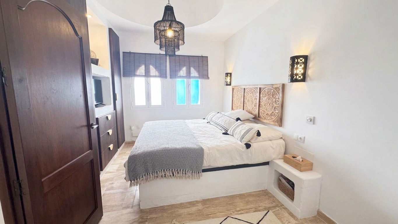 REF. LZ060426/MANV – Villa de LUJO en Punta Chullera – Manilva