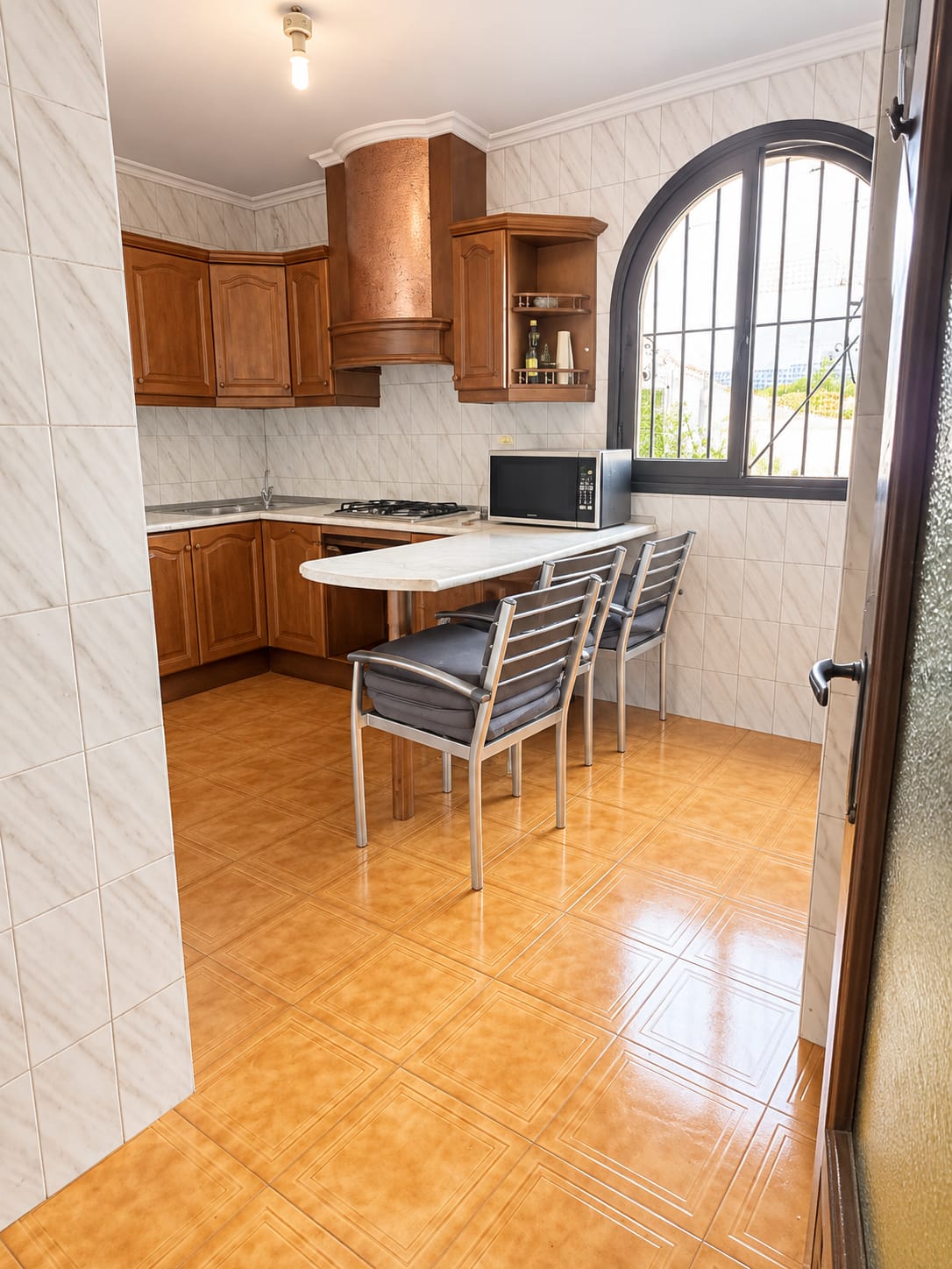 REF. LZ010426EST – Inmueble en Zona Calvario