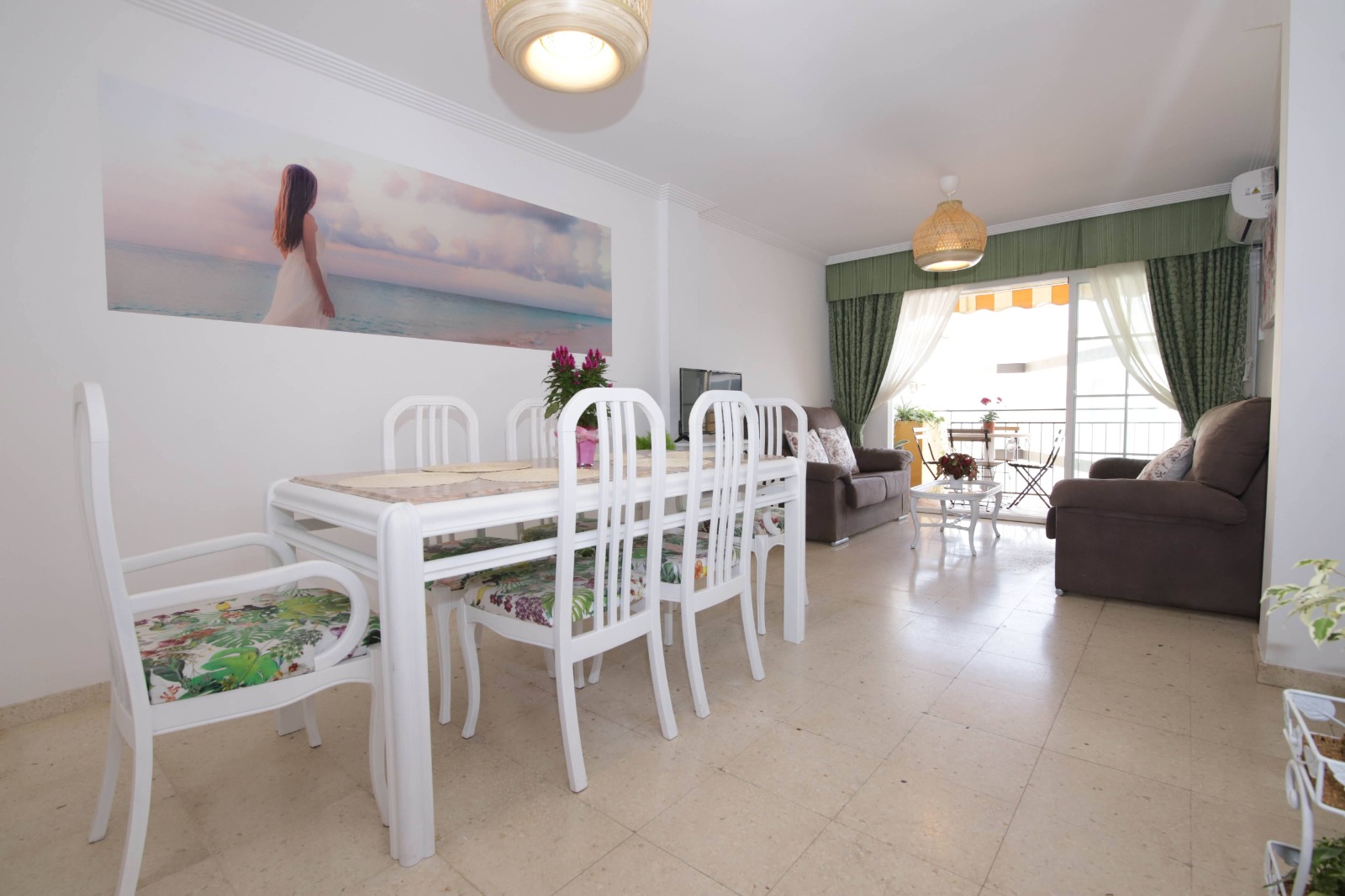 4 Ref- SP270826RV – Piso de 3 dormitorios en Rincón de la Victoria