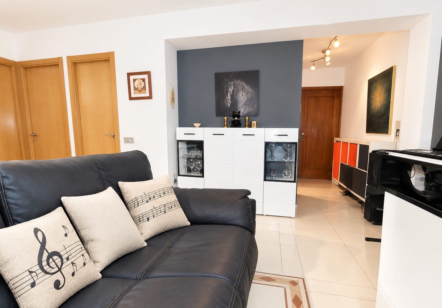 4 REF: JS030926MA – Piso en Puerta Blanca – Málaga