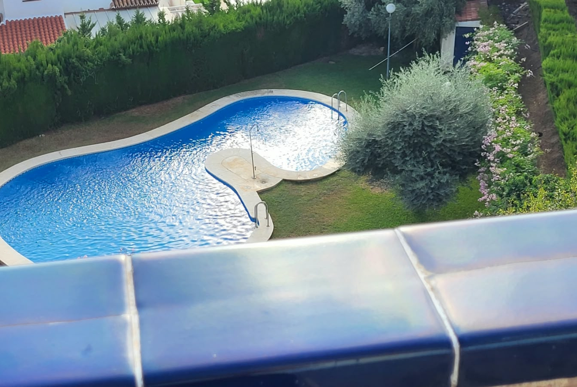 Ref. DK061026CM – Chalet Adosado en La Cala del Moral